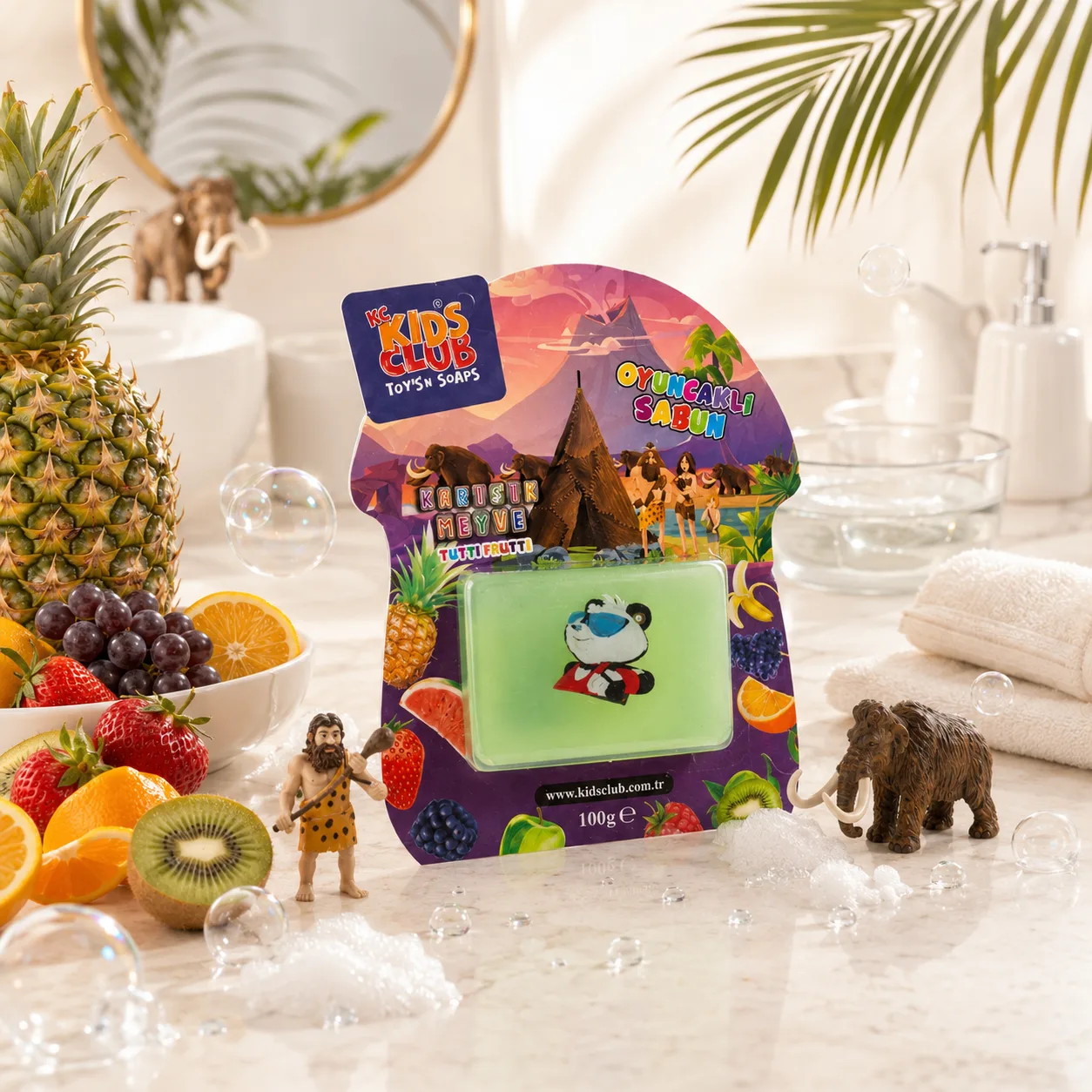 KC Kids Club Karışık Meyve Temalı Oyuncaklı Sabun 100 ge