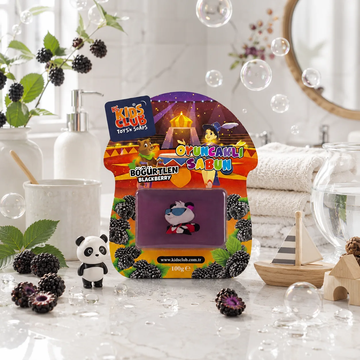 KC Kids Club Böğürtlen Temalı Oyuncaklı Sabun 100 ge